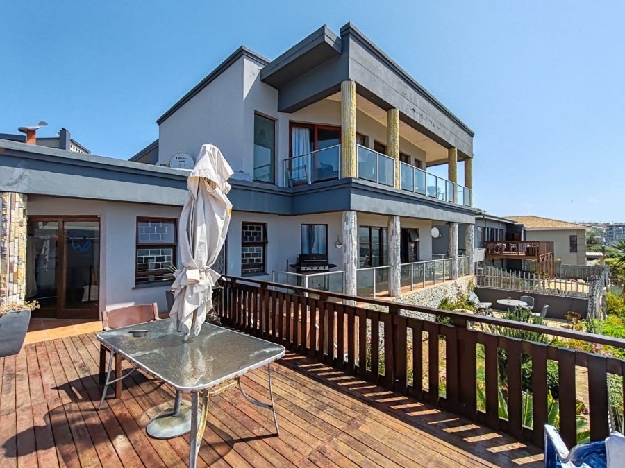 9 Bedroom Property for Sale in De Bakke Western Cape